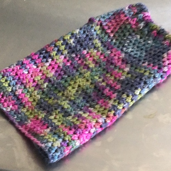 Hand knitted dog sweater.13” long/ 14” diameter - Picture 2 of 5